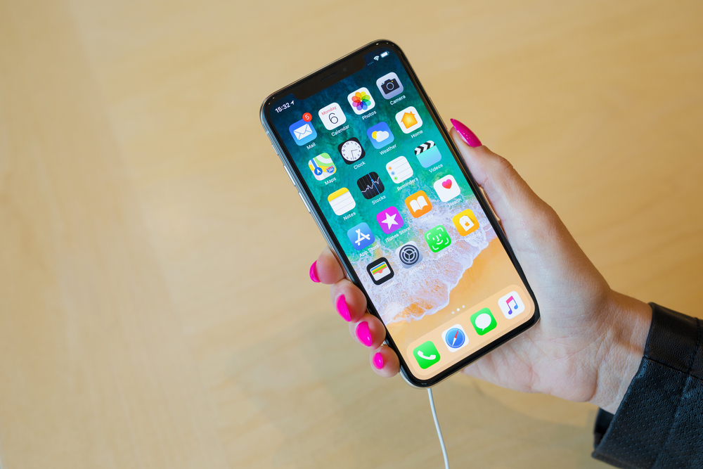 Apple Slashes Iphone X Production Due To Weak Demand The Investment Observer 