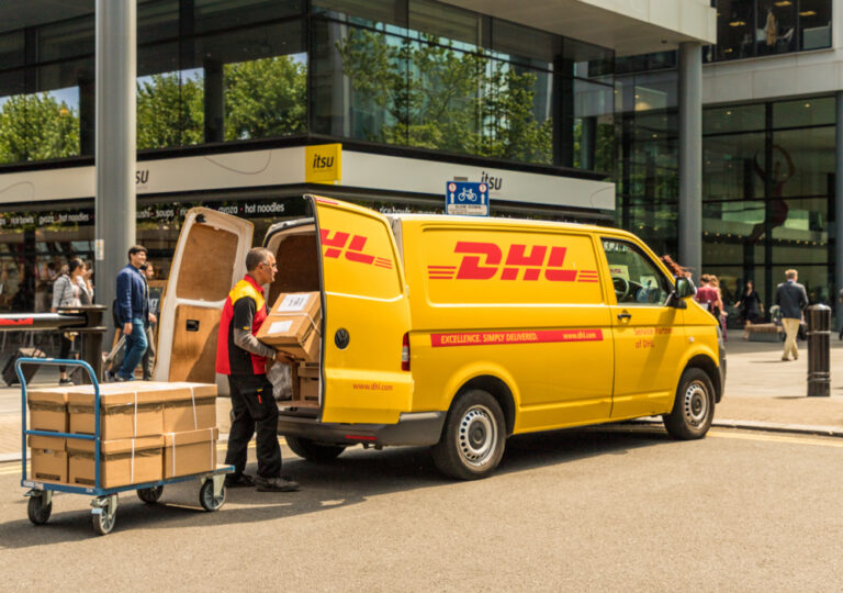 DHL & Royal Mail halt packages amid border closures